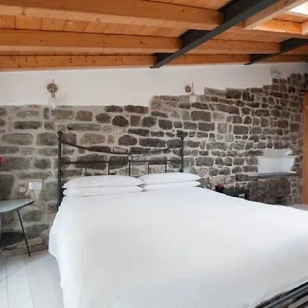 Πανσιόν Arbanella 4*