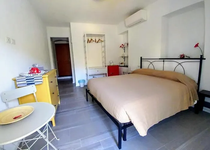 Arbanella Guest house 4*